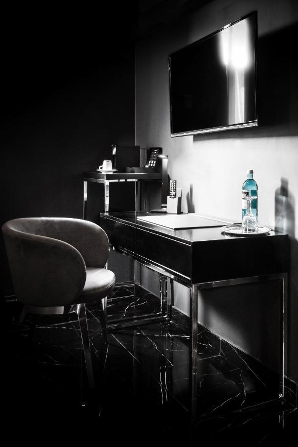 Black Hotel Bonn